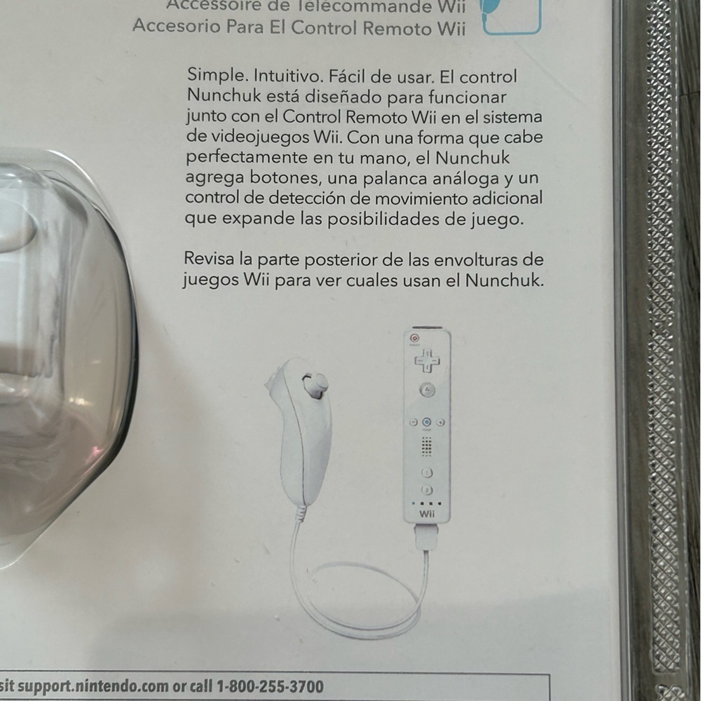 Nintendo White Wii Remote Accessory - Picture 5 of 6